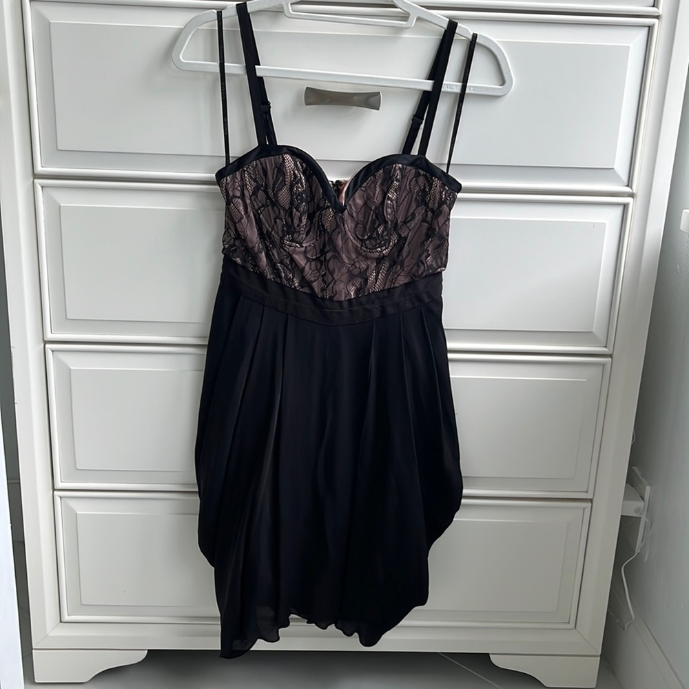 ***Like new*** Bebe dress